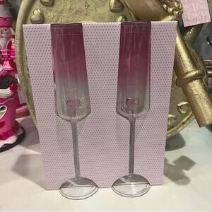 Tik Tok Viral Cupcakes & Cashmere Iridescent Ombre Heart Champagne Flutes Set